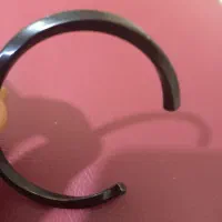 بنگل رنگ مشکی تیتانیوم اصل و آرامش بخش و ضد حساسیت