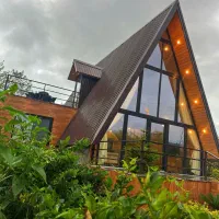 کلبه سوئیسی جکوزی دار دو خوابه