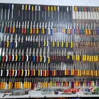 فروش انواع چاقو کارد مصقل سنگ ساطور و تیزکاری|ظروف پختوپز|تهران, خاک سفید|دیوار