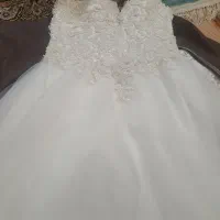 دوتا لباس عروس|لباس|اراک, |دیوار