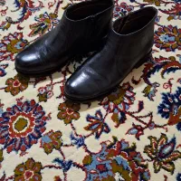 یک جفت نیم بوت