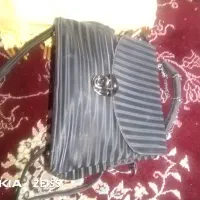 کیف کرمی دوجیب داره،یه جیب کوچیک داخل کیف|کیف، کفش، کمربند|خرم‌آباد, |دیوار