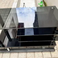 میز تلویزیون شیشه ای