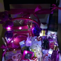 باکس هدیه خاص شب یلدا و ولنتاین و تولد ۵۰۰ به بالا|صنایع دستی و سایر لوازم تزئینی|شیراز, میانرود|دیوار