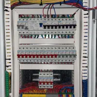 برق کار و سیم کشی ساختمان عیب یابی ، با کیفیت