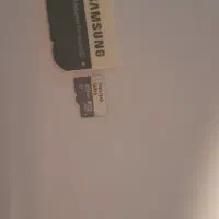 یک عدد mini sd card256GB