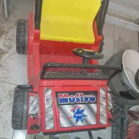 ماشین شارژی دو موتوره بزرگ در حد نو