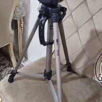 سه پایه دوربین عکاسی و گوشی