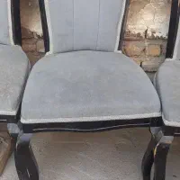 صندلی پایه چوب گردوروکش طوسی مخمل