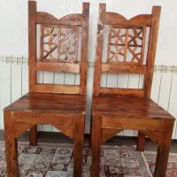 صندلی چوبی قدیمی