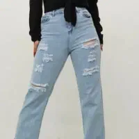 به تعدادی چرخکار و سط کار خانم یا آقاشلوارلی دوزی