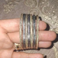 النگو طلا روس