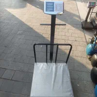 باسکول ۷۰۰ کیلویی چرخ دار ایرانی با ضمانت ترازو