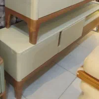 میز تلویزیون کرم گردویی زرکالا