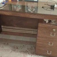 میز تحریر ( میز منشی )