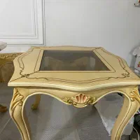 مبل به همراه میز ناهار خوری