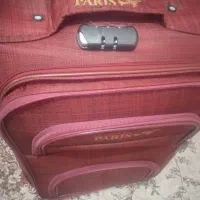 چمدان مسافرتی