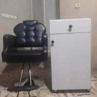 صندلی زیبایی به همراه کمد|آرایشگاه و سالن‌های زیبایی|گناباد, |دیوار