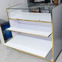 میز کانتر تازه ساخته شده سنگین