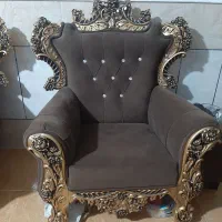 یک دست مبل سلطنتی ۷ نفره ۱۰ تومان