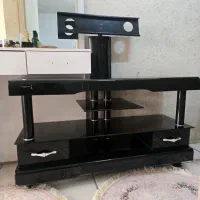 میز تلوزیون شیشه ای
