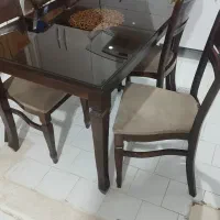 میز غذاخوری