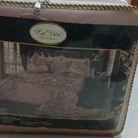 رو تختی مخمل