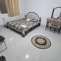 مالک هستم نزدیک بازار|اجارهٔ کوتاهمدت آپارتمان و سوئیت|آستارا, |دیوار