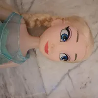 عروسک فروزن حدودا ۴۶ سانت نو هست ولی جعبش پاره شده