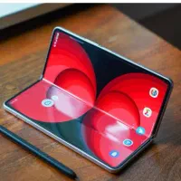 Z fold seri s و نوت