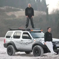 نیسان رونیز ۸۷