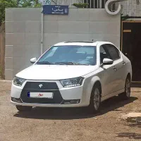 دنا پلاس مدل ۹۹ ساندروف‌دار