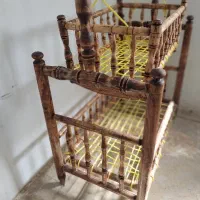 گهواره چوبی همراه تخت