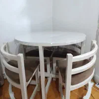 میز ناهار خوری ۴ نفره