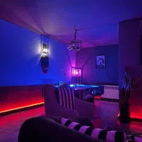 اجاره روزانه واحد های لوکس|اجارهٔ کوتاه‌مدت آپارتمان و سوئیت|تهران, سازمان برنامه شمالی|دیوار