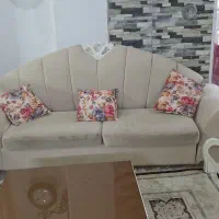 مبل نیمه سلطنتی