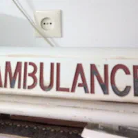 لوازم آمبولانس ژاپنی عتیقه