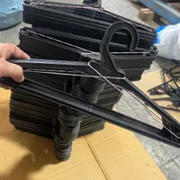 چوب لباسی|بندرخت و رخت‌آویز|اصفهان, روشن‌دشت|دیوار