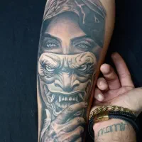 اجرای حرفه‌ای تتو بدن