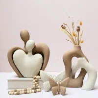 گلدان تنه درختی در رنگ بندی مناسب هدیه روز مادر