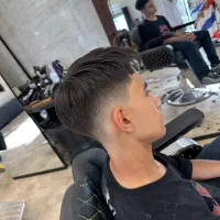 آرایشگر ماهر