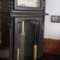 ساعت ایستاده چوبی