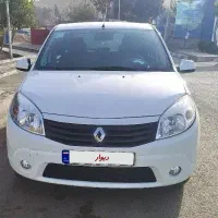 ساندرو اتوماتیک/مدل ۹۵ /کم کارکرد /بی رنگ / تمیز|خودرو سواری و وانت|تهران, تهران‌نو|دیوار