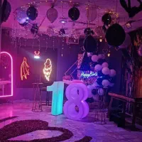 کافی شاپ موهیتو سالن اختصاصی تولد