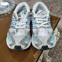 کتونی آدیداس سایز ۳۸ اصل ویتنام