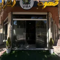 باریستا-کار در کافه