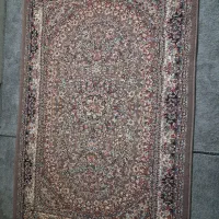 فرش یکونیم متری