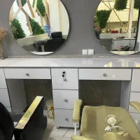 کنسول ارایشگاهی ودوتا اینه گرد|آرایشگاه و سالنهای زیبایی|قائمشهر, |دیوار