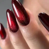 تخفیف خدمات و آموزش کاشت ناخن
