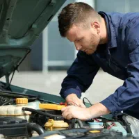 جذب نیروی پشتیبان عملیاتی و فنی اجاره خودرو